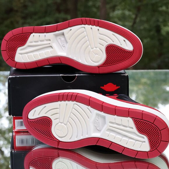 Air Jordan 1 Elevate Low SE Bred - Picture 12 of 14